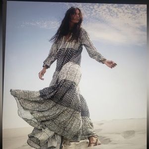 Charlie Joe Palma Blue Print voluminous Maxi Dress